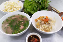 Đến Pleiku ăn phở khô