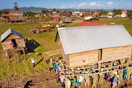 Một chỉ thị, trăm biến chuyển từ làng - Kỳ 1: Từ "bóng đêm" đói nghèo, lạc hậu