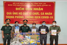 Sĩ quan trẻ giàu lòng nhân ái