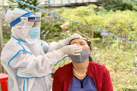 Dịch Covid-19 diễn biến phức tạp, sáng 27-10, Gia Lai có 52 ca mắc mới