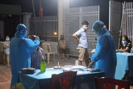 3 học sinh mắc Covid-19, hơn 100 học sinh và giáo viên là F1