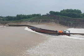 Tìm thấy nạn nhân mất tích trong vụ tàu chở cán bộ Sở GTVT tỉnh Quảng Trị gặp sự cố