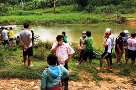 Quảng Nam: Xuyên đêm tìm tung tích người phụ nữ bị nước lũ cuốn trôi
