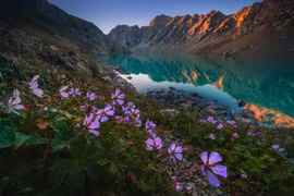 Thiên nhiên hùng vĩ ở Kyrgyzstan đẹp đến "nghẹt thở"