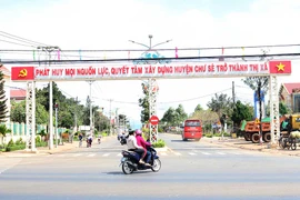 Chư Sê: Chỉnh trang đô thị đón Tết