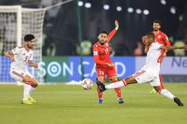 Chủ nhà UAE chật vật giành 1 điểm ở trận ra quân Asian Cup 2019