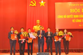 Phê chuẩn Phó Chủ tịch UBND 4 tỉnh