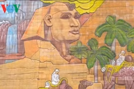 Chiêm ngưỡng bức phù điêu gốm màu lớn nhất Việt Nam