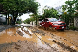 Dự án đường cao tốc Đà Nẵng-Quảng Ngãi:Phá nát 17 đường dân sinh