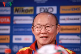 HLV Park Hang Seo: "Tứ kết chưa phải là đích cuối của ĐT Việt Nam!"