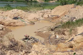 Xử phạt 1 cá nhân khai thác cát trái phép 5 triệu đồng