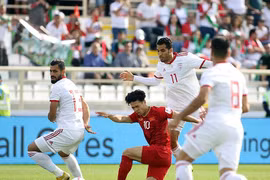 Iran - Nhật: Nước và lửa của trận 'chung kết sớm'