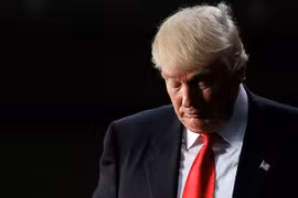 Ông Trump đã 'giương cờ trắng' trước Hạ viện Mỹ?