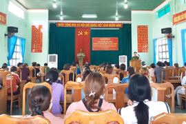 Đak Pơ: Bồi dưỡng nghiệp vụ phòng cháy chữa cháy cho trên 120 học viên thuộc cơ sở tiểu thủ công nghiệp, kinh doanh dịch vụ