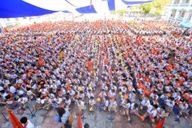 Bốc thăm vào… mầm non