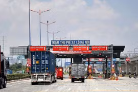 Bộ Giao thông-Vận tải yêu cầu rà soát, khắc phục triệt để các tồn tại thu phí không dừng