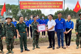 Gia Lai: Thăm, động viên các đội hình thanh niên tình nguyện tham gia chiến dịch Hành quân xanh