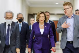 Chủ tịch Hạ viện Mỹ bắt đầu công du châu Á, không nhắc Đài Loan