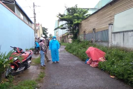 Pleiku: Người đàn ông bán vé số chết bất thường bên lề đường