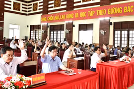 Hội đồng nhân dân huyện Chư Păh và Kbang tổ chức kỳ họp thứ 6