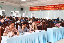 Pleiku: 100 học viên tham gia lớp bồi dưỡng kiến thức quốc phòng và an ninh