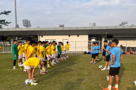 HLV U.19 Malaysia chúc mừng U.19 Việt Nam, đưa lời khuyên cho U.19 Indonesia