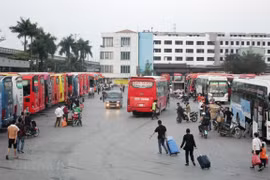 Giá xăng dầu hạ nhiệt, doanh nghiệp vận tải "dễ thở" để hoạt động