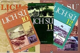 Xây dựng Chương trình Lịch sử cấp THPT phần bắt buộc với thời lượng 52 tiết/năm học