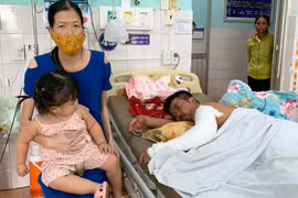 Anh phụ hồ trước nguy cơ bại liệt vì nghèo khó