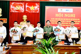 Gia Lai: Khen thưởng 20 tập thể, cá nhân trong phối hợp đảm bảo an ninh, an toàn hàng không