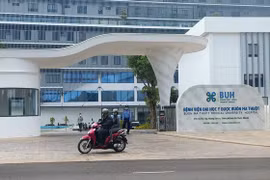 Công an vào cuộc vụ bé 4 tháng tuổi tử vong sau khi thở khí dung