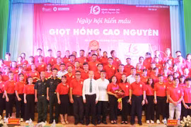 Gia Lai: Tổ chức Gala "Giọt hồng Cao nguyên"