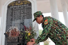 Giữ chủ quyền trên cao nguyên đá-Kỳ 3: Sống bám đá, chết trên đá