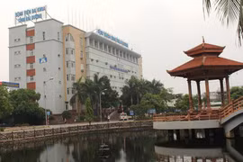 44 HS ở Hải Dương ăn nhầm bột thông bồn cầu nhập viện cấp cứu