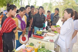 Cải thiện dinh dưỡng cho trẻ em vùng sâu