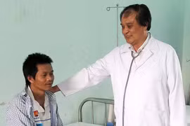 Gia Lai: Nặng lòng với bệnh nhân tâm thần