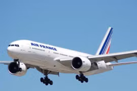 Máy bay từ TP.HCM suýt va chạm với máy bay khác trên bầu trời