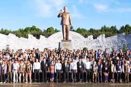 "Điểm tựa" của buôn làng Tây Nguyên