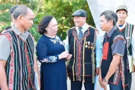 Già làng góp công xây dựng quê hương giàu mạnh