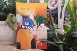 "Lũ buồn hoang" - Nỗi buồn sân ga đời