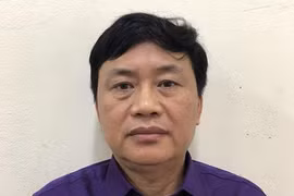 Khởi tố, bắt tạm giam Phó Cục trưởng Cục Đường thủy nội địa Việt Nam