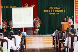 Kbang hội thảo liên kết trồng dâu nuôi tằm