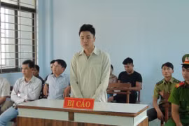 Chém cán bộ kiểm lâm lãnh án 6 tháng tù