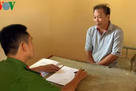 Khởi tố đối tượng thuê xe đi trộm gỗ quý tại Đắk Lắk