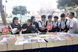 Đưa sách đến với bạn đọc