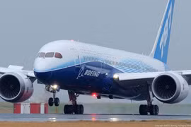 Thêm máy bay Boeing phải hạ cánh khẩn vì sự cố