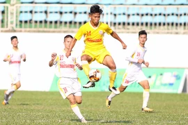 U19 Sông Lam Nghệ An bất phân thắng bại với U19 Hà Nội