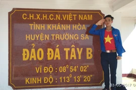 Chàng trai người Tày chế tạo bếp lò '3 in 1'