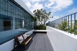 Ngôi nhà trên sườn núi có thể ngắm cả thành phố Vũng Tàu