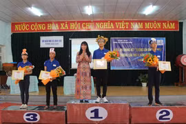 Chung kết cuộc thi "Đường lên đỉnh Olympia" trường chuyên Hùng Vương